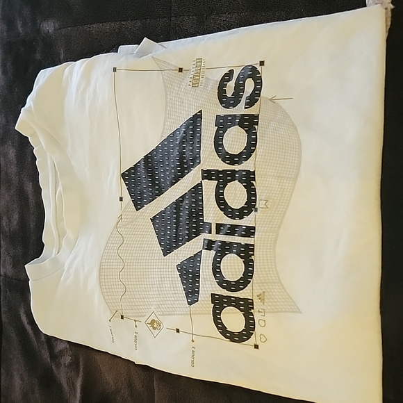 Addidas Primeblue Shorts and Addidas T-shirt Set - Picture 2 of 5